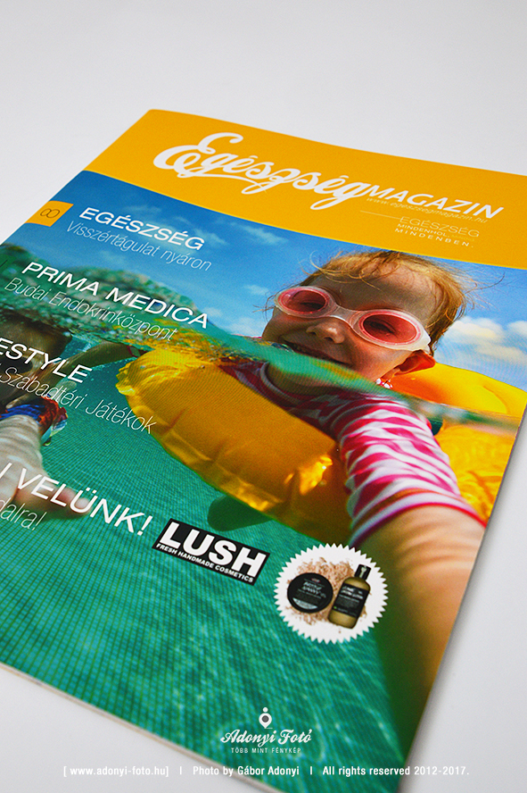 újság szerkesztés